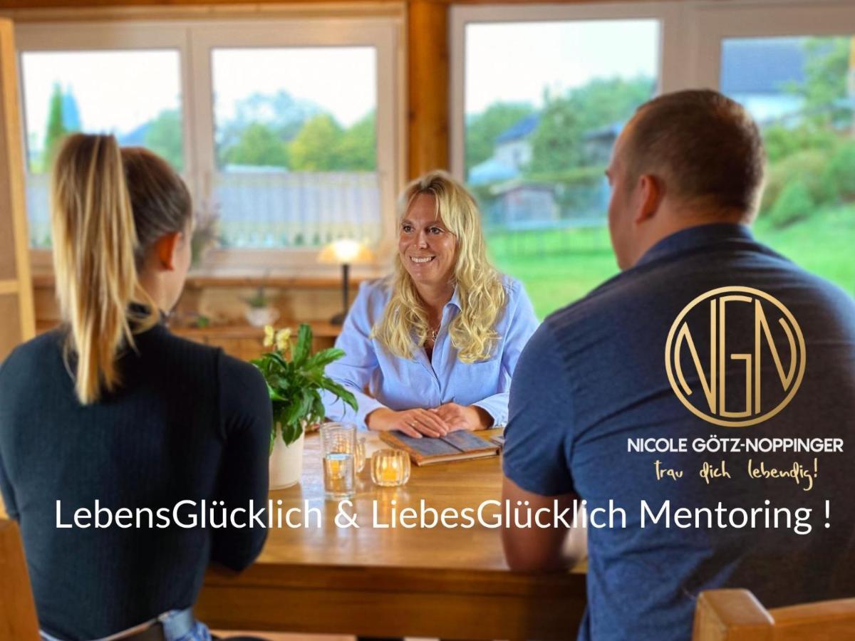 Gaestehaus Celine Meuspath Kültér fotó
